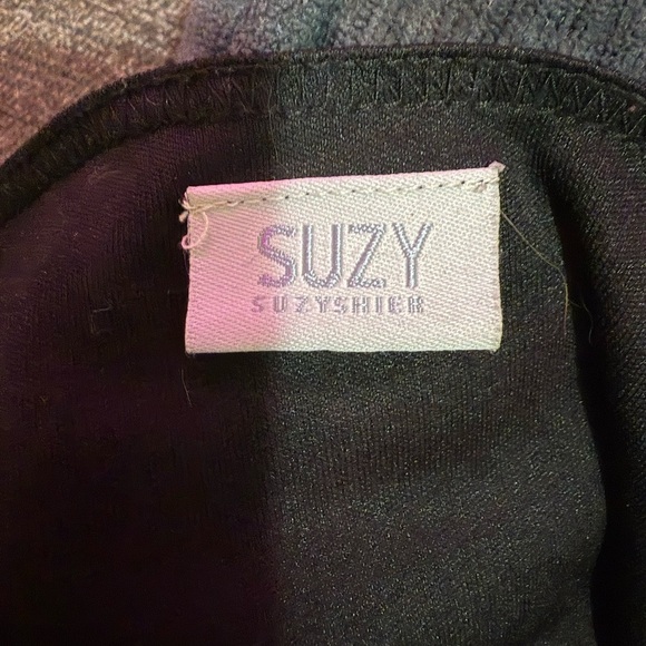 Suzy Shier Black Halter Tank Top - Picture 3 of 5
